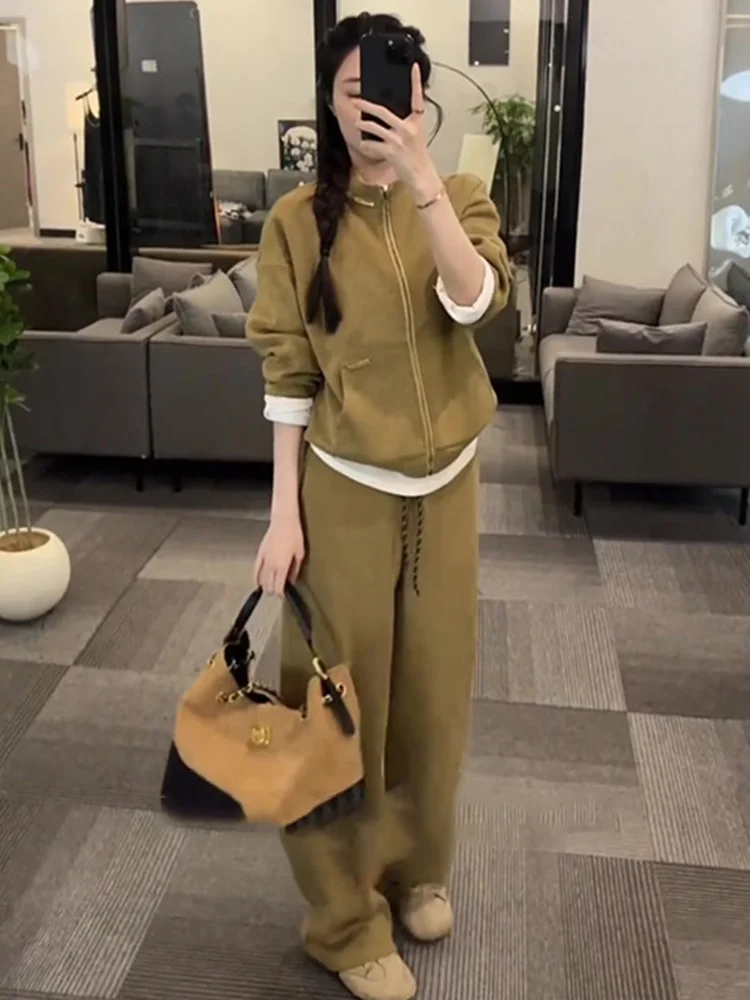 

High-End Casual Sportswear Set Women's Spring Fashion Anti-Aging Korean Style Jacket Top Wide Leg Pants Two-Piece Set