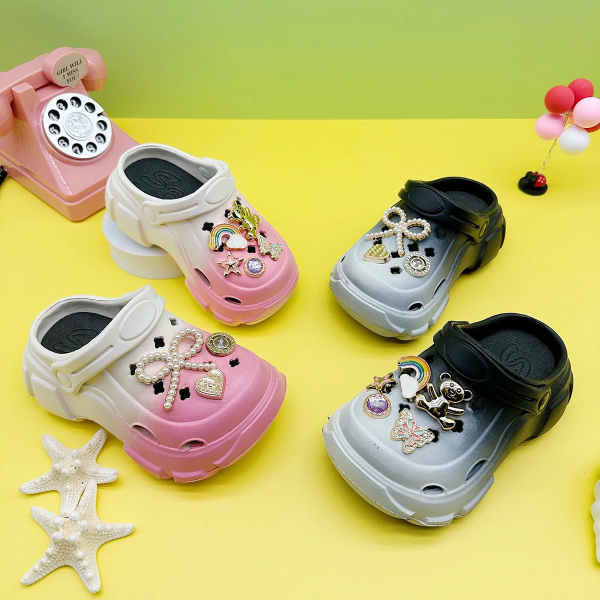 Cute and Versatile Parent-Child Slippers for Boys and Girls, New Cartoon Bowknot Rainbow Gold Bear Clogs, Soft-Soled Non-Slip Closed-Toe Sandals 606