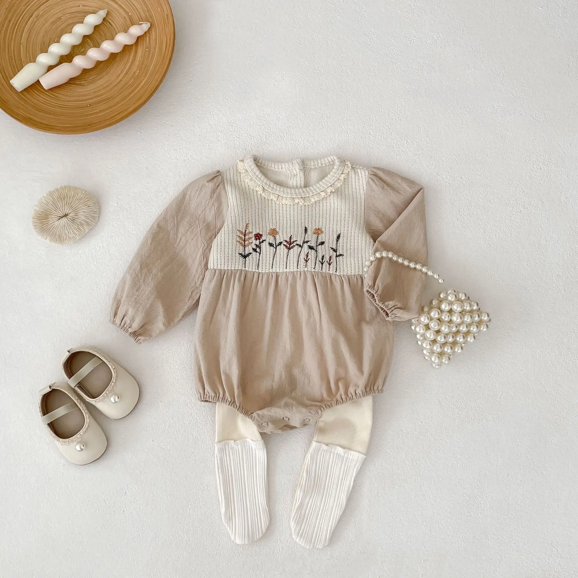 

Новая осенняя детская одежда для детей 0-3 лет, изысканный вязаный комбинезон с длинными рукавами и вышивкой в стиле пэчворк