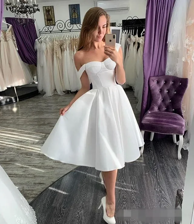 Simple vintage dress Sexy short strapless strap Knee Length A-line Beach wedding New bridal dress custom Vestido De Novia 2024