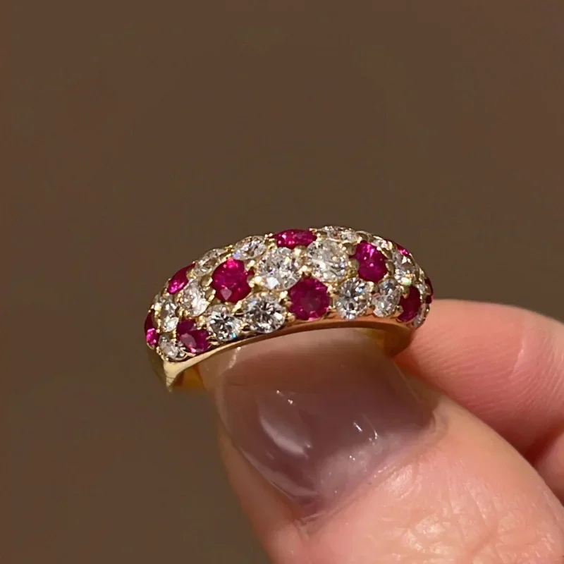 Luksusowy rubinowy błyszczący pierścionek zaręczynowy srebro 925 inkrustowany diamentem pełne kółko czerwone pierścionki dla kobiet moda nowość w szlachetnej biżuterii