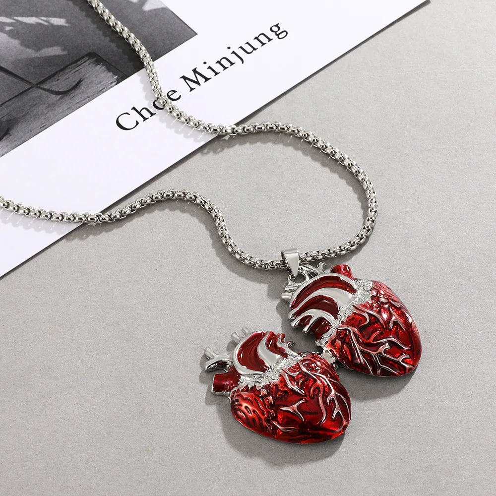 Beating Red Heart Pendant Necklace For Women Fashion Retro Punk Gothic Open Heart Box Necklace Blood Jewelry Gift