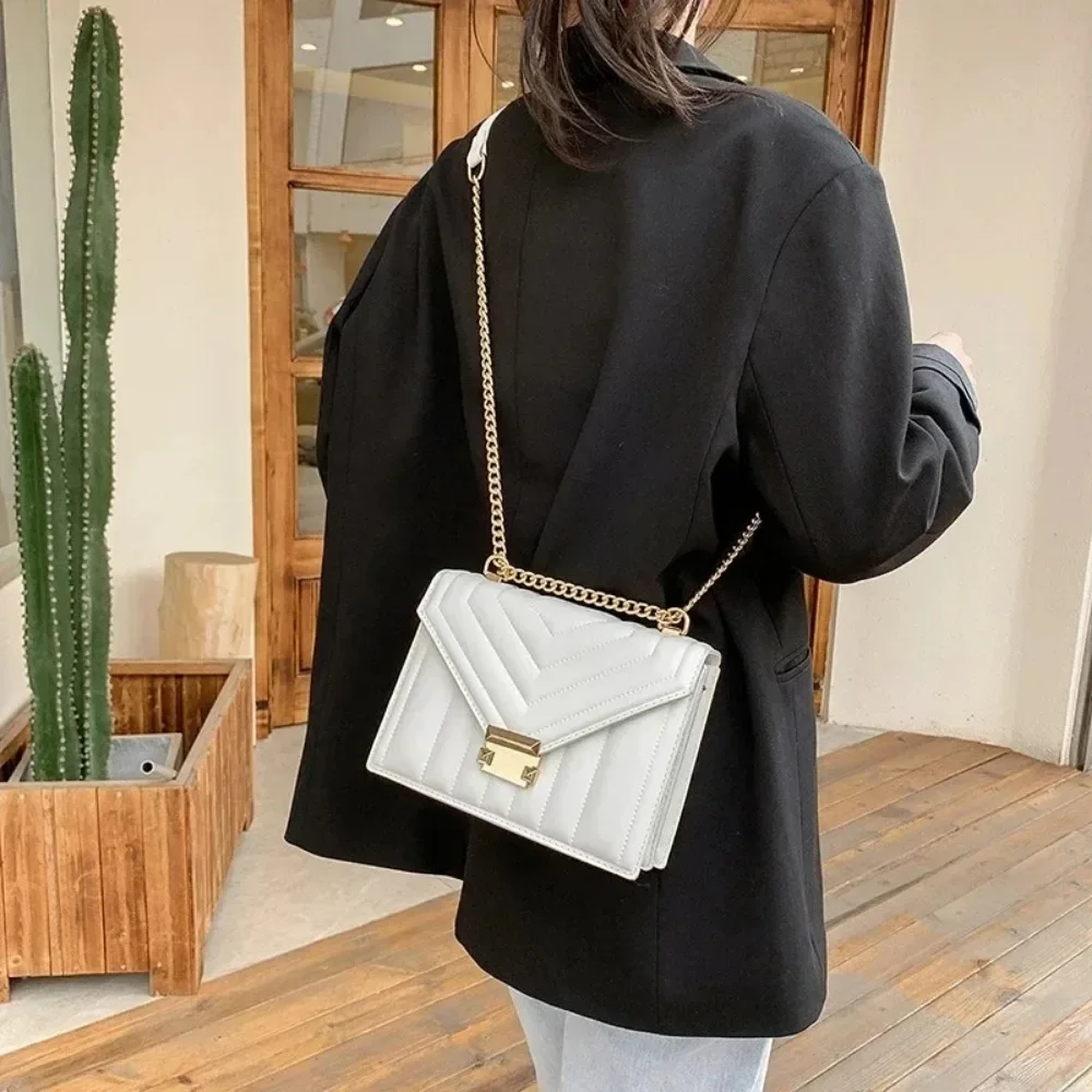 

Fashion Thread Strip Chain Shoulder Crossbody Bag for Women 2024 New Sac A Main Ladies Messenger Bag Female Handbags and Purses
