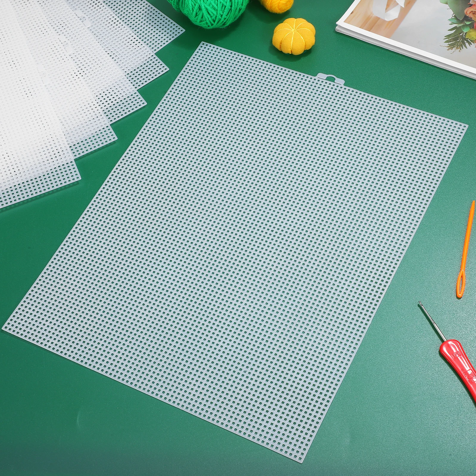 

6pcs Mesh Canvas Plastic Mesh Cuttable Embroidery Sewing Sheets Sturdy White Craft Sheets For Crochet Coasters Tissue Boxes
