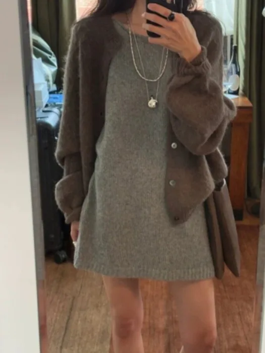 Fashionable Sleeveless Knitted Vest Dress Women's Short A-Line Skirt Inner Wear Chic Simple Style Autumn Season Bright Thread