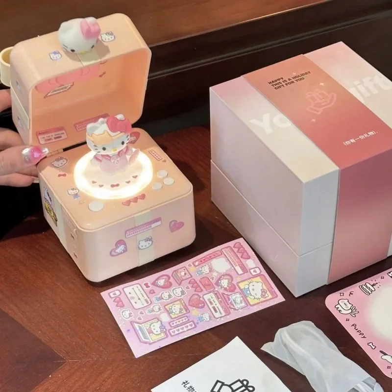 Sanrioed Hello Kitty altoparlante Bluetooth bambola Anime Wireless Mini camera da letto piccolo altoparlante ornamento da tavolo ragazze regalo di