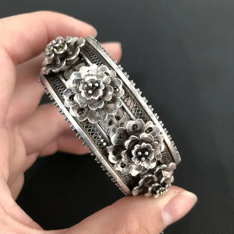 Antique Qianlong Mark White Copper Bangle Miao Tibetan Style Blossom Fortune Pattern Vintage Ethnic Wrist Accessory