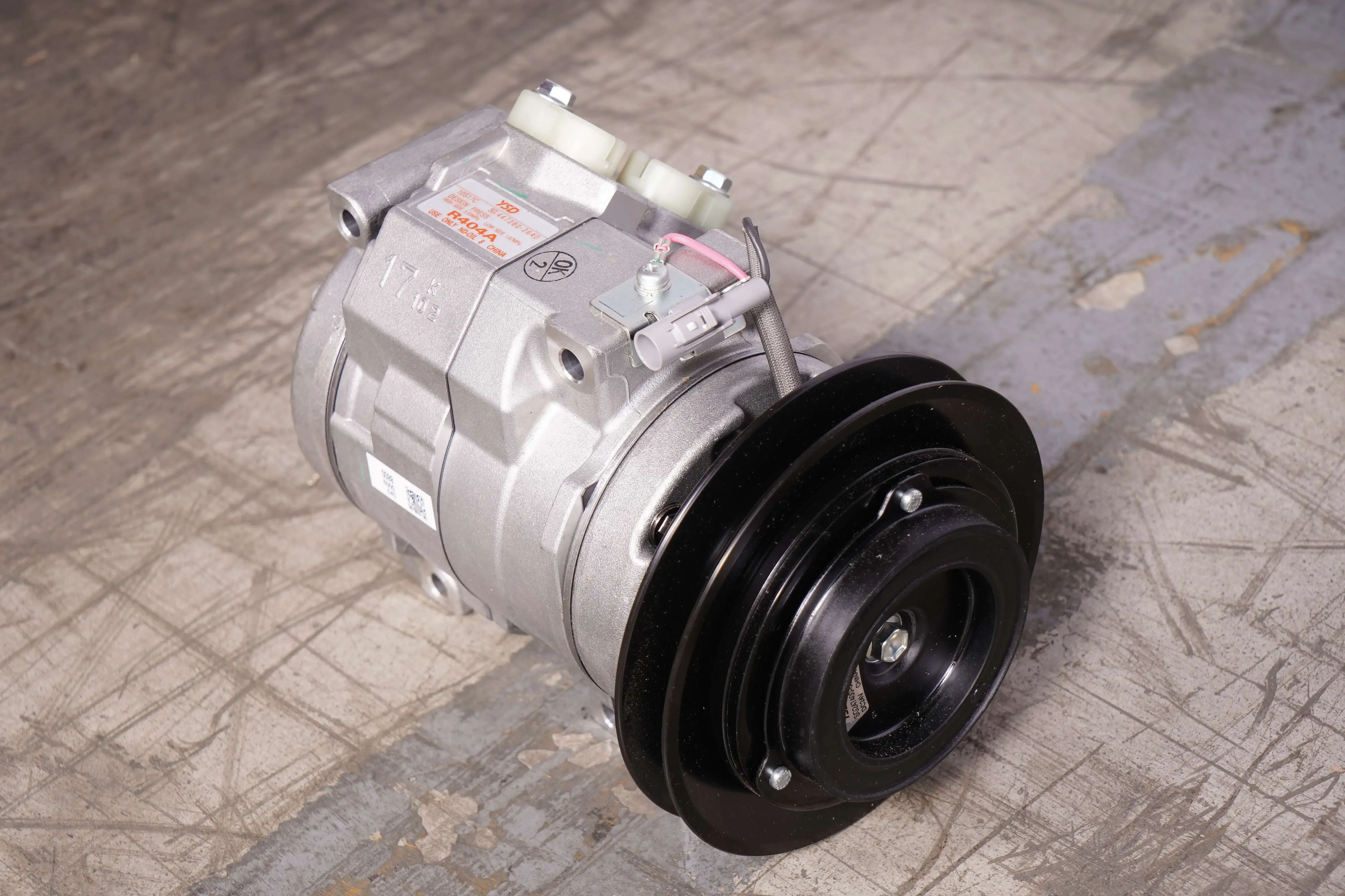 

Popular Sany Excavator Parts air Conditioner Compressor 141502000336B YJ188 10S17 Excavator Air Compressor for sy1250 sy1350