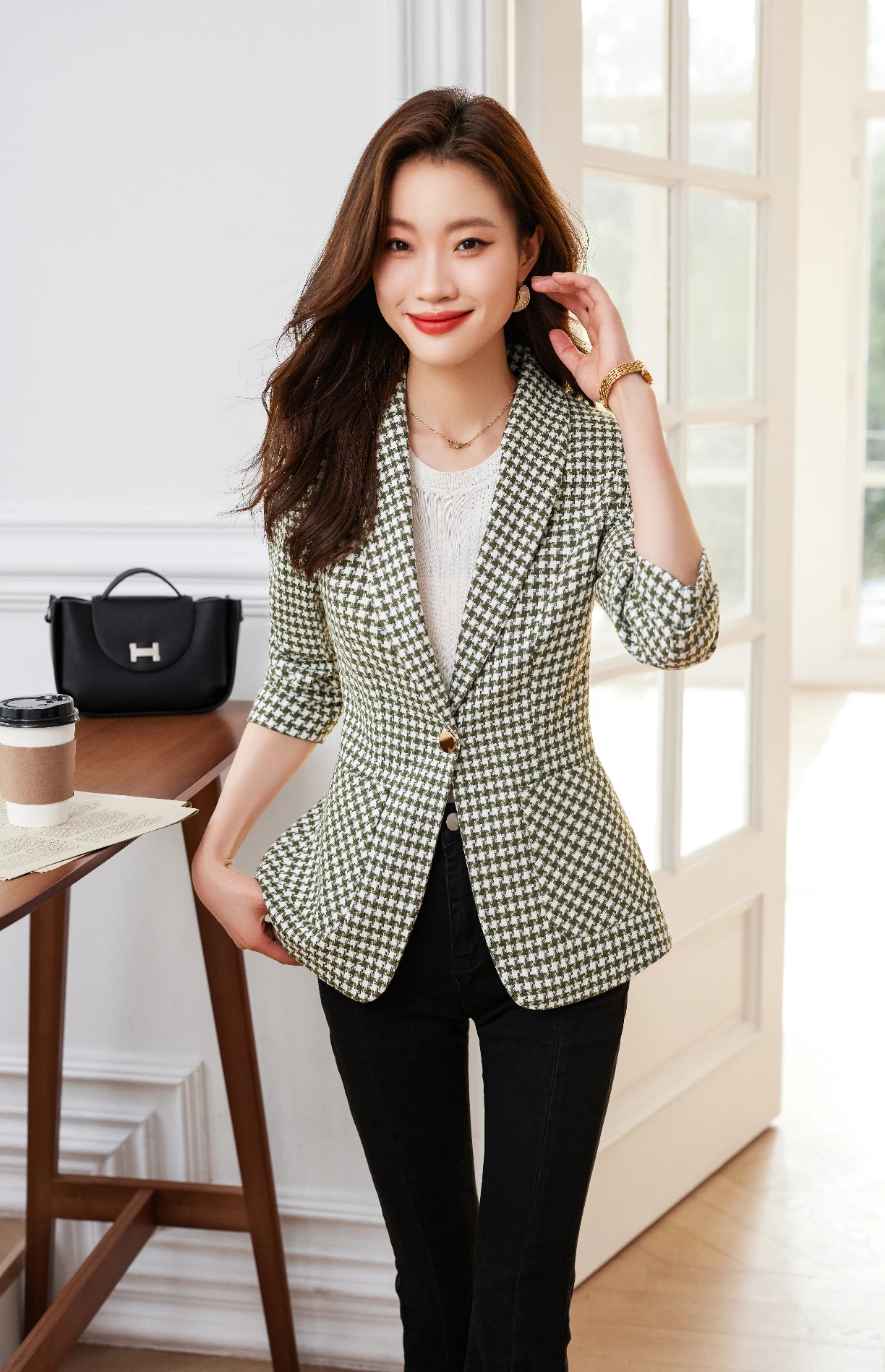 2023Professional Women\'s wear autumn and winter new boutique long-sleeved suit coat highlights a unique temperament