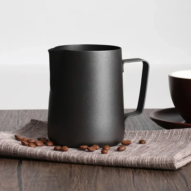 Thick Black 350/600ml Latte Art Cup Spout Measuring Cup Milk Frothing Cup Coffee Steaming Pitcher for Barista Coffee Shop Tools