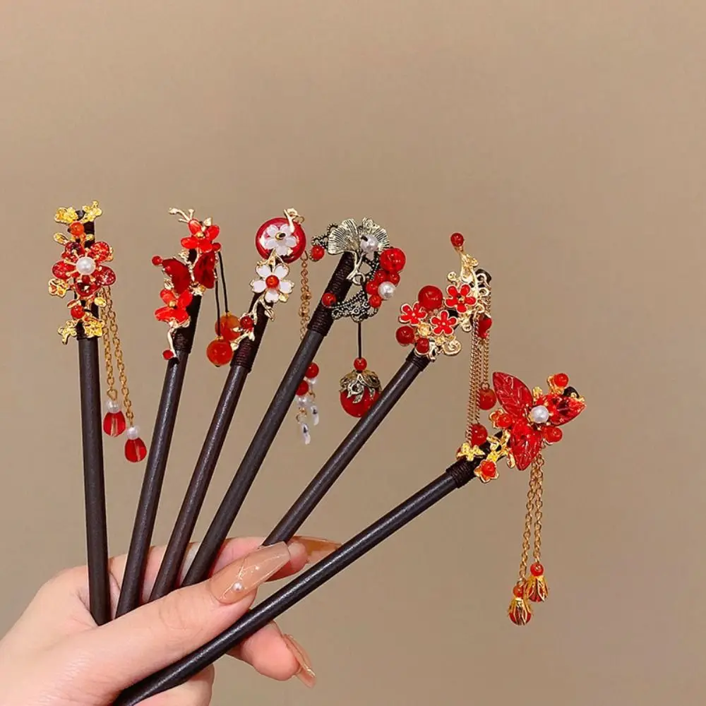 Retro Red Flowers Wood Hair Stick Chinese Style Elegant Tassel Hanfu Chopsticks Hairpin for Women Jewelry Accessories