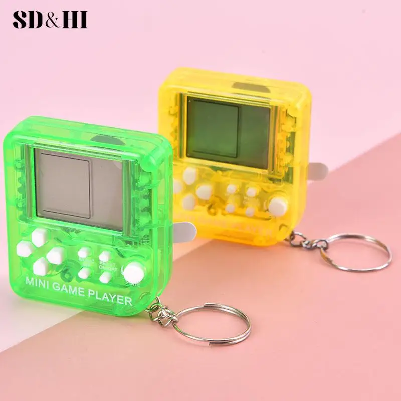 Pocket Mini Classic Game Machine Keychain Children\'s Handheld Retro Nostalgic Game Console With Keyring Video Game 26 Games Gift