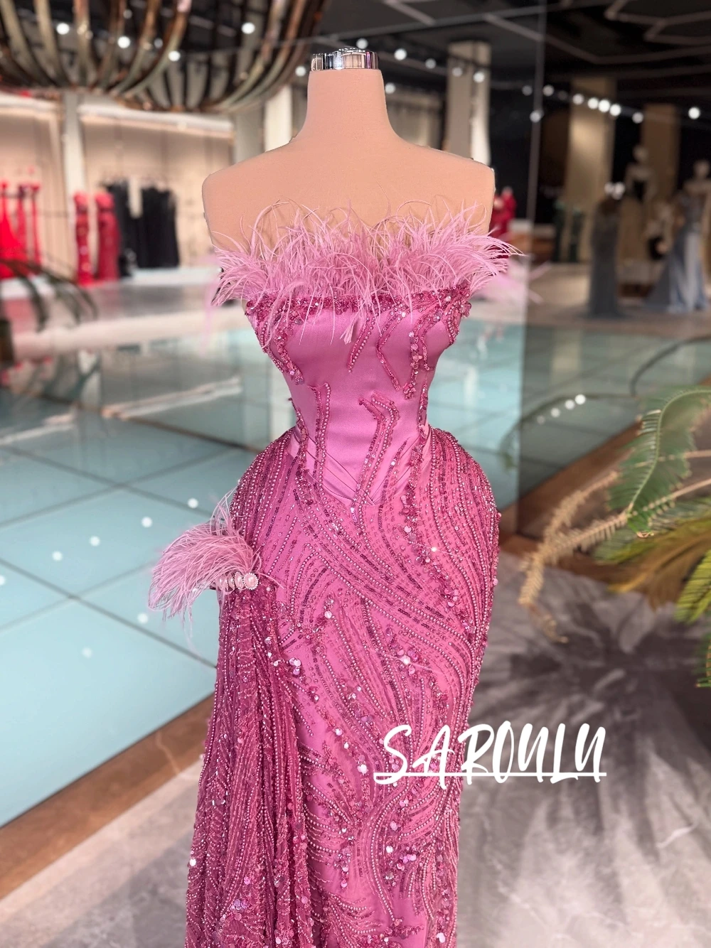 Fuchsia Starpless Feathered Evening Dress With Detachable Train Elegant Exquisite Beaded Mermaid Prom Cocktail Gown Customized