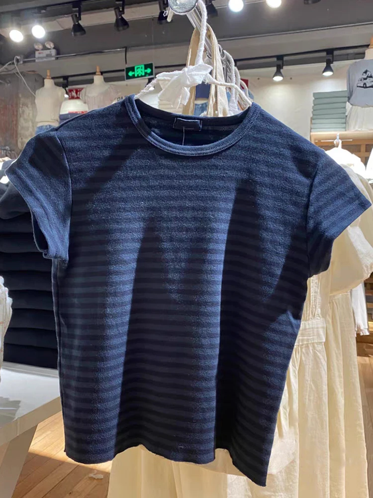 

Women's round Ne ort Stripe Top Street Sle Slim Fit Summer T-irt Breathable Printed ort Sve Casual Tee