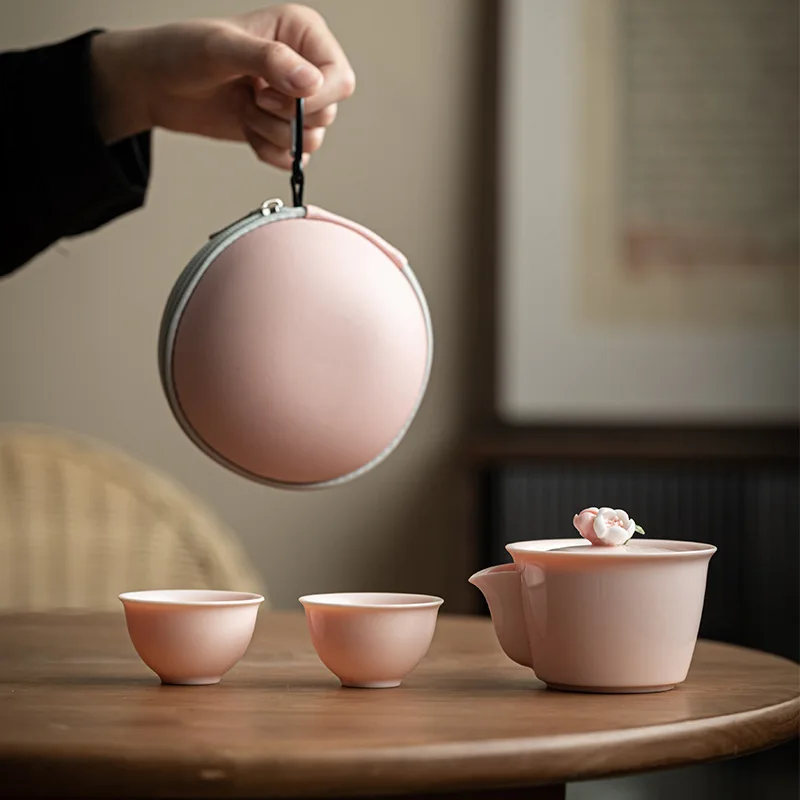 Portable Beauty Tea Infuser Pink Teapot with Tea Cup Handcrafted Flower Lovely Ceramic Teapot Japanese Outdoor Porcelain Tea Set
