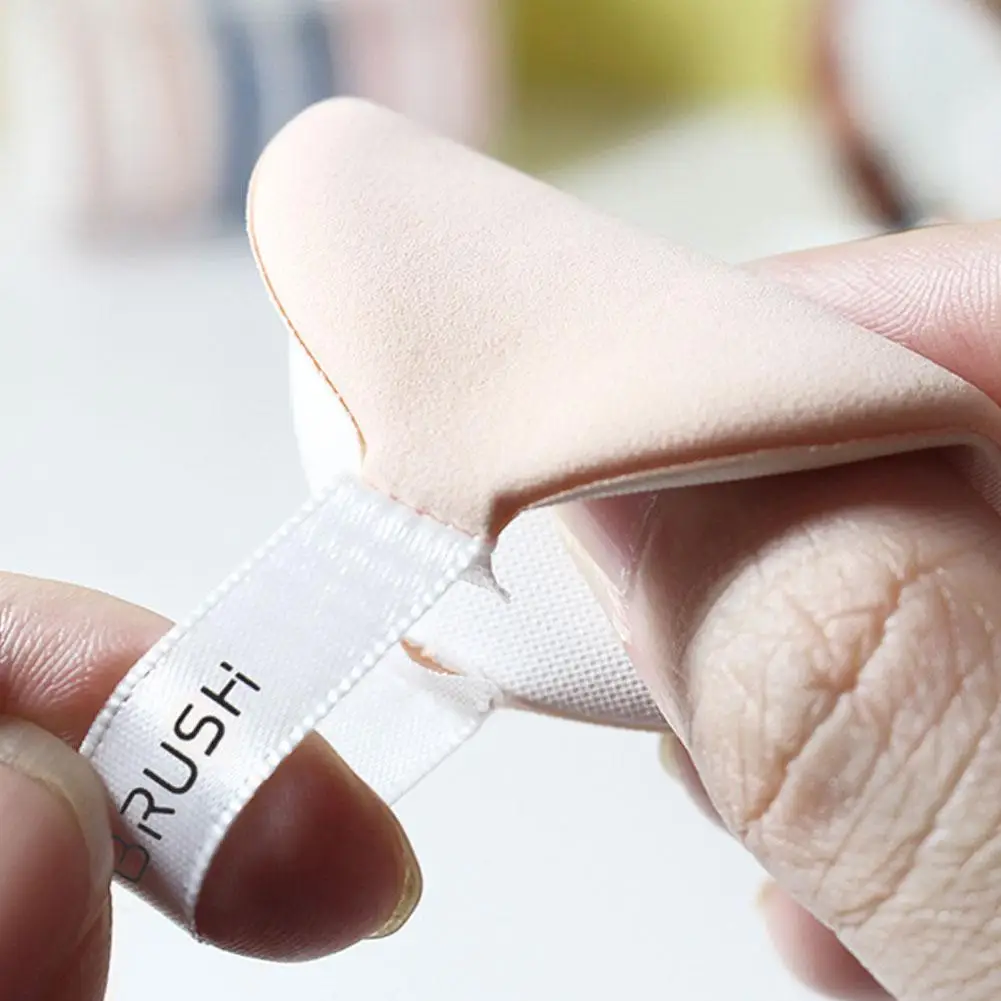 Gąbeczka do pudru z poduszką powietrzną, do stosowania na sucho i na mokro, nieklejąca się, mini okrągła gąbka do makijażu twarzy.