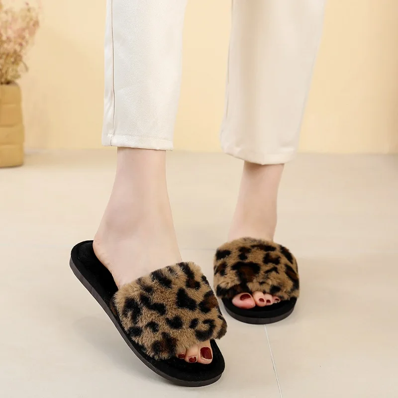 

Leopard print hairy slippers for women wearing autumn new style plush air conditioning room lazy one line cotton mop