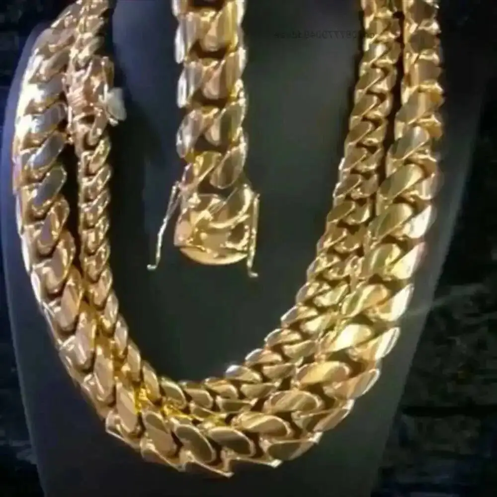 

New Luxury Hip Hop 10mm and 20mm Full Iced Out Rope Chain Vvs Diamond Moissanite Rope Chain Men Hip Hop Iced Out 10k Gold