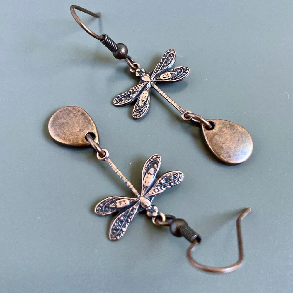 2pcs Vintage Dragonfly Droplet Shape Classical Metal Antique Copper Color Earrings Woman Party image 3