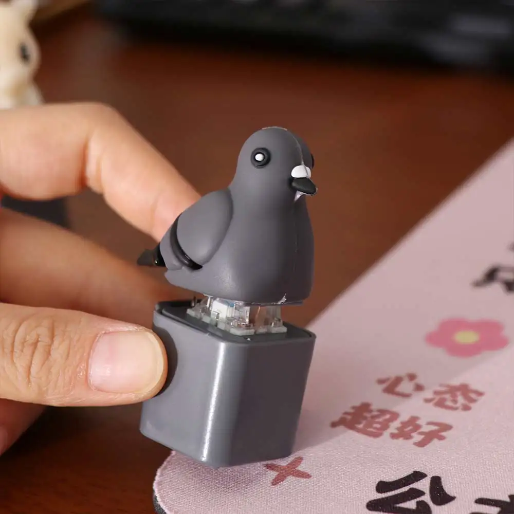 Flash Effects Monkey Button Keychain Colorful Lights with LED Pigeon Voice Key Ring Donkey Sensory Design Lamb Sounds Pendant