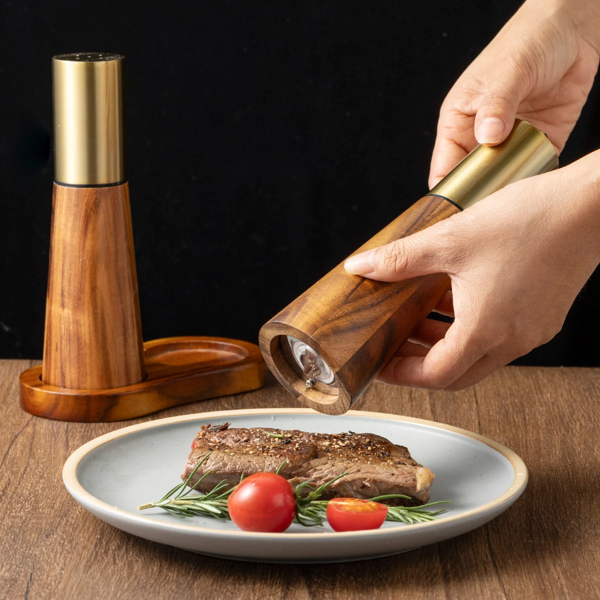 1PC/Acacia wood pepper grinder manual sea salt pepper seasoning jar wooden pepper grinder salt bottle grinder bottle view 3