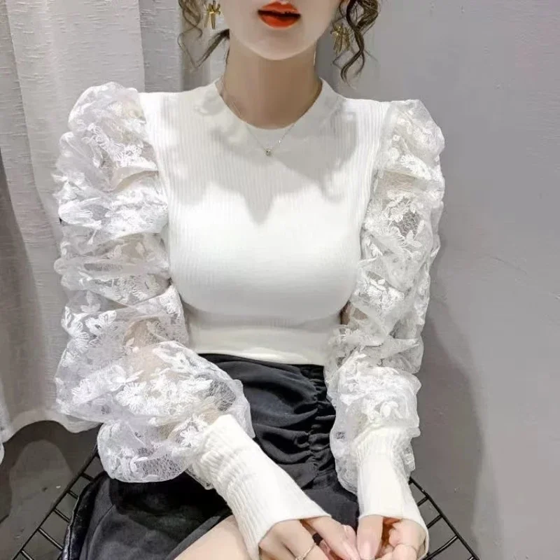 

2025 Korean Lace Patchwork Slim T Shirts Spring New Long Sleeve Solid Color Elegant Tops Tees Temperament Vintage Women Clothing