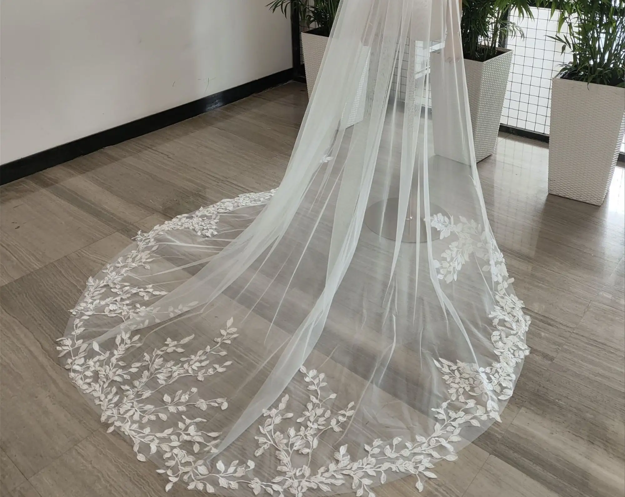 velo-de-novia-clasico-con-apliques-de-encaje-de-hojas-velo-largo-de-encaje-floral-velo-de-boda-de-encaje-blanco-marfil-y-peineta-velo-romantico-de-encaje-floral