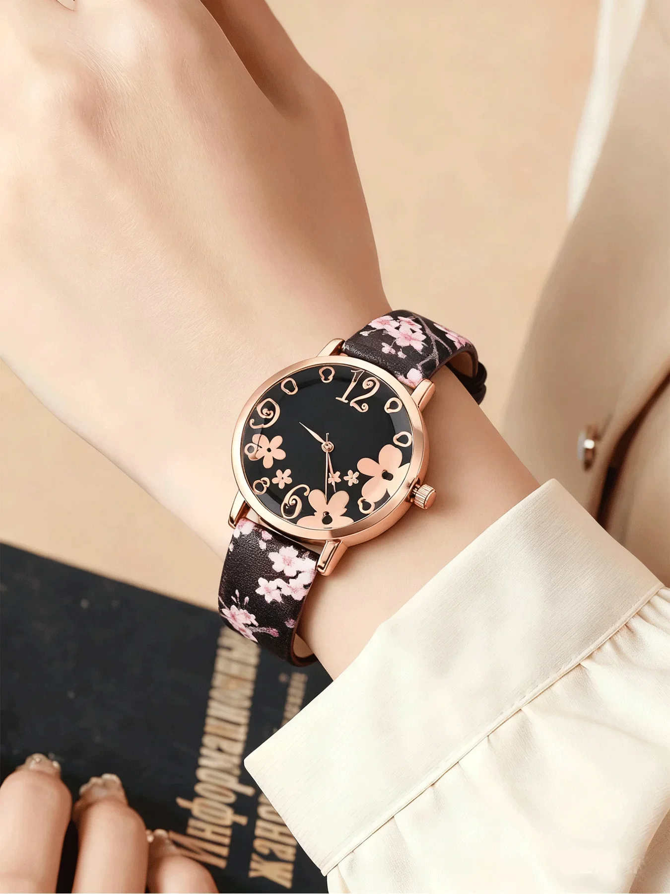 Digital Art Flower European and American Fashion Women's Watch Belt Quartz Watch Women's Watch Set