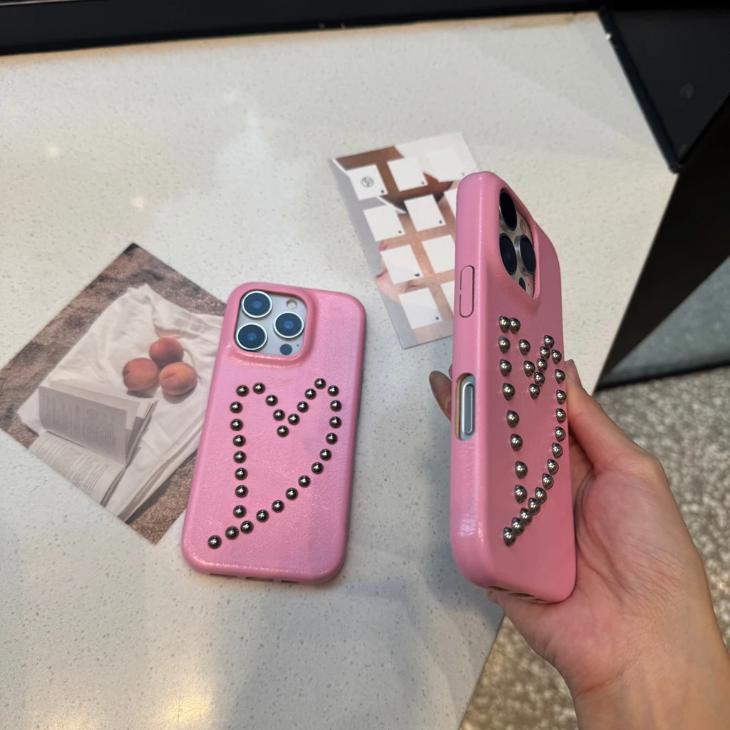 Moda rosa couro rebite amor coração à prova de choque capa protetora do telefone para iphone 17 16 15 14 13 pro max
