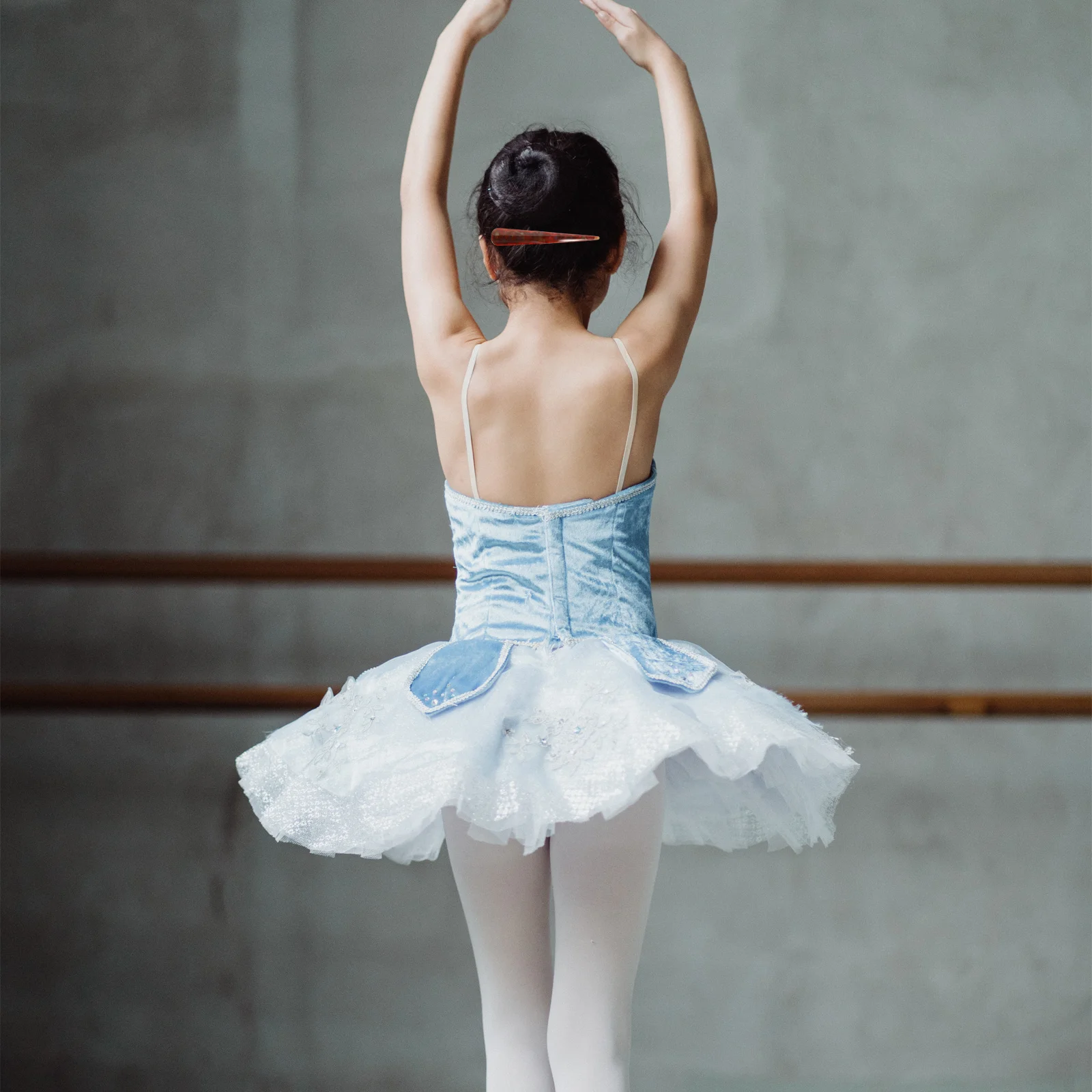 

3Pcs Large Hair Clips for Women Fashionable Acrylic Hairpins Elegant Hair Barrettes for Birthday Banquet Ceremony Photo Shoots