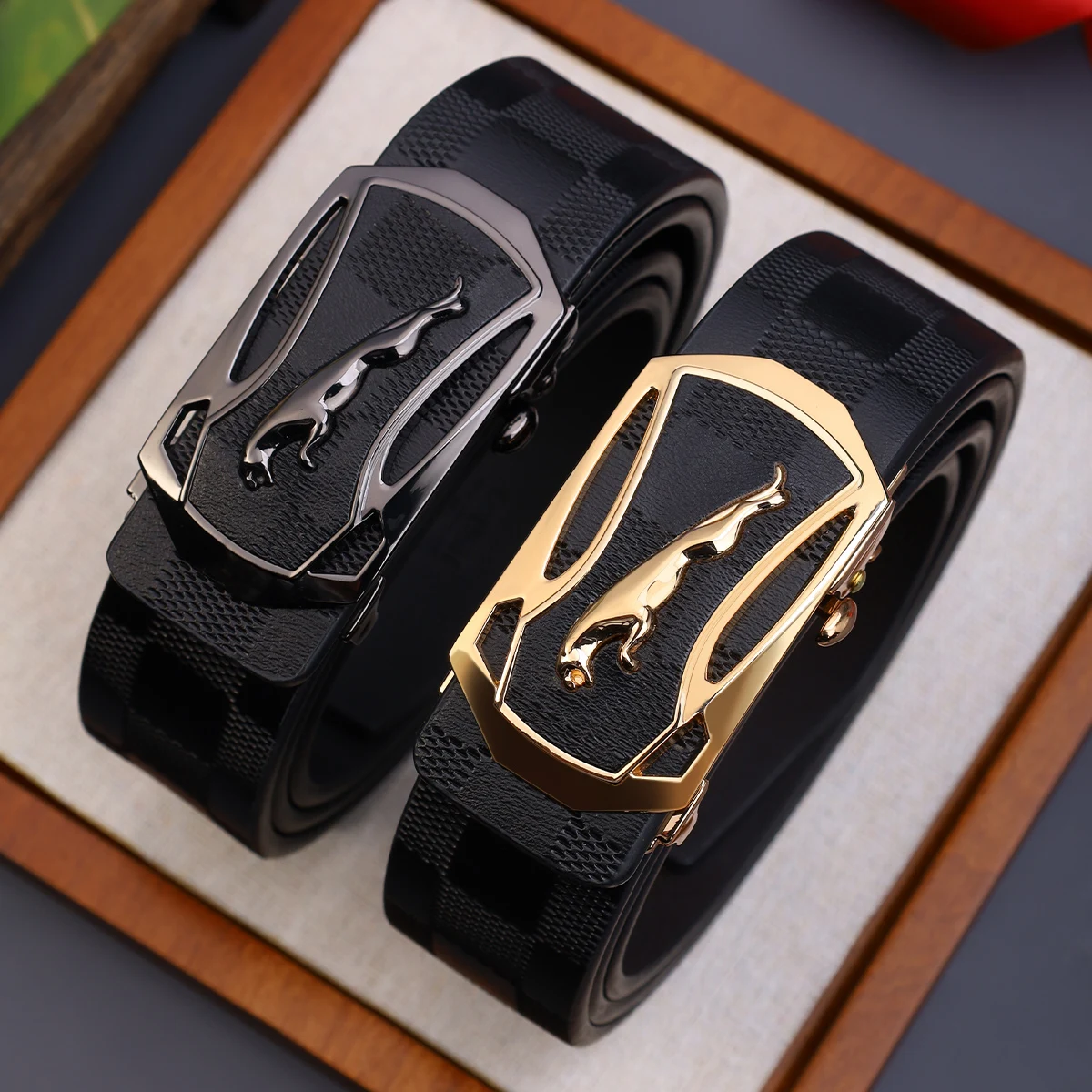 حزام جلدي للرجال بإبزيم معدني أوتوماتيكي متين للاستخدام اليومي، حزام عمل عصري، خيار هدية مثالي