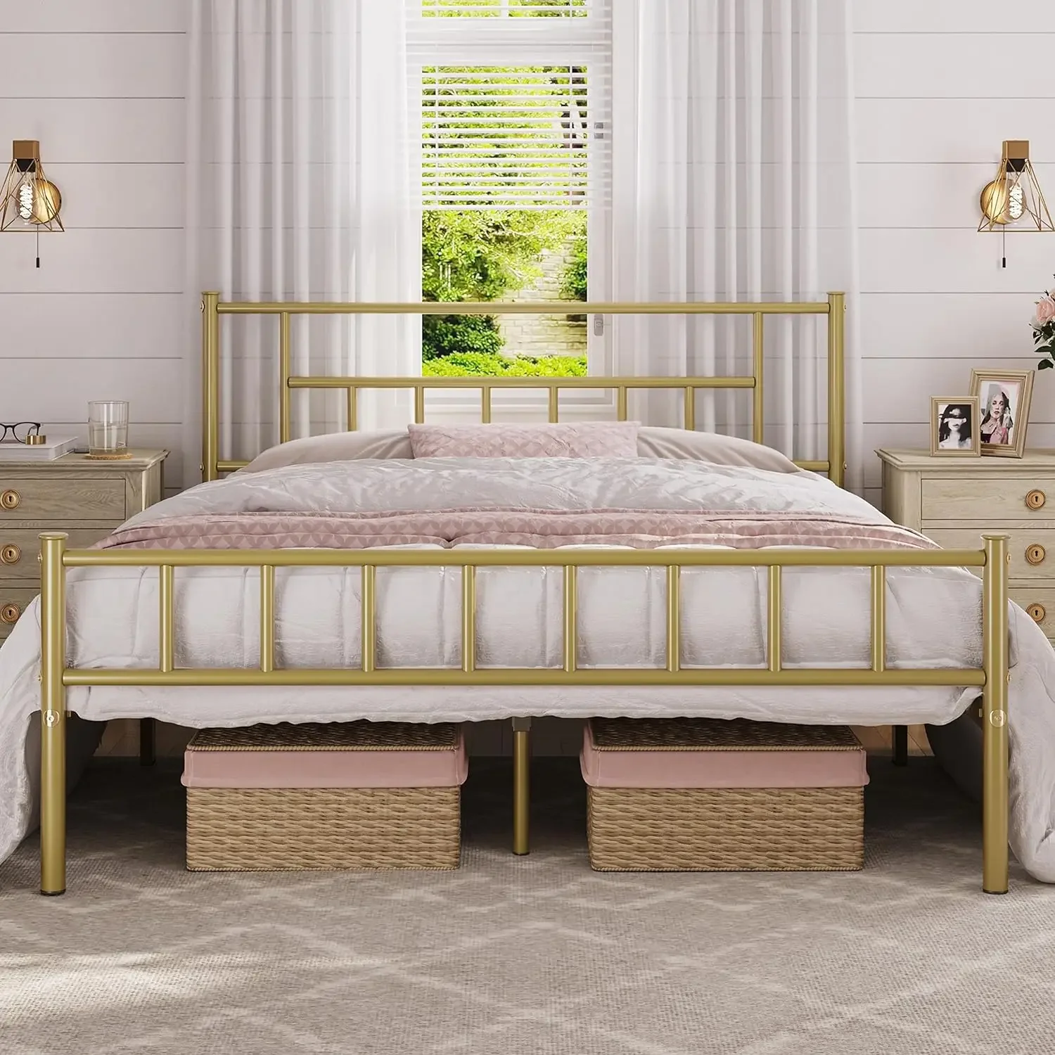 

Different colors and different sizes of metal bed frames, more details on the details page bed frame queen bedroom furniture