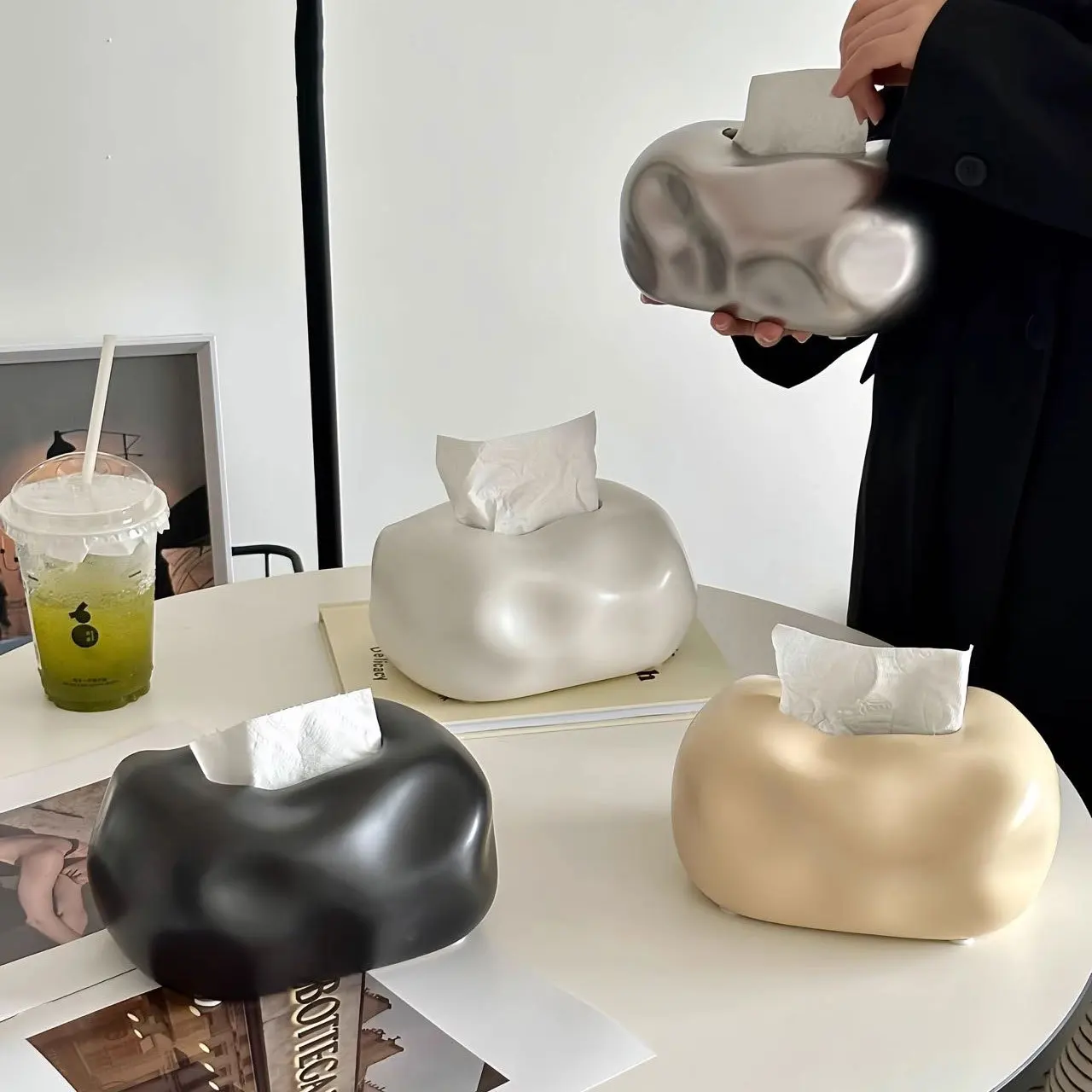 Ceramic Tissue Box Creative Desktop Napkin Holder Living Room Dining Table Tissue Case Household Tissue Storage Box Decoration