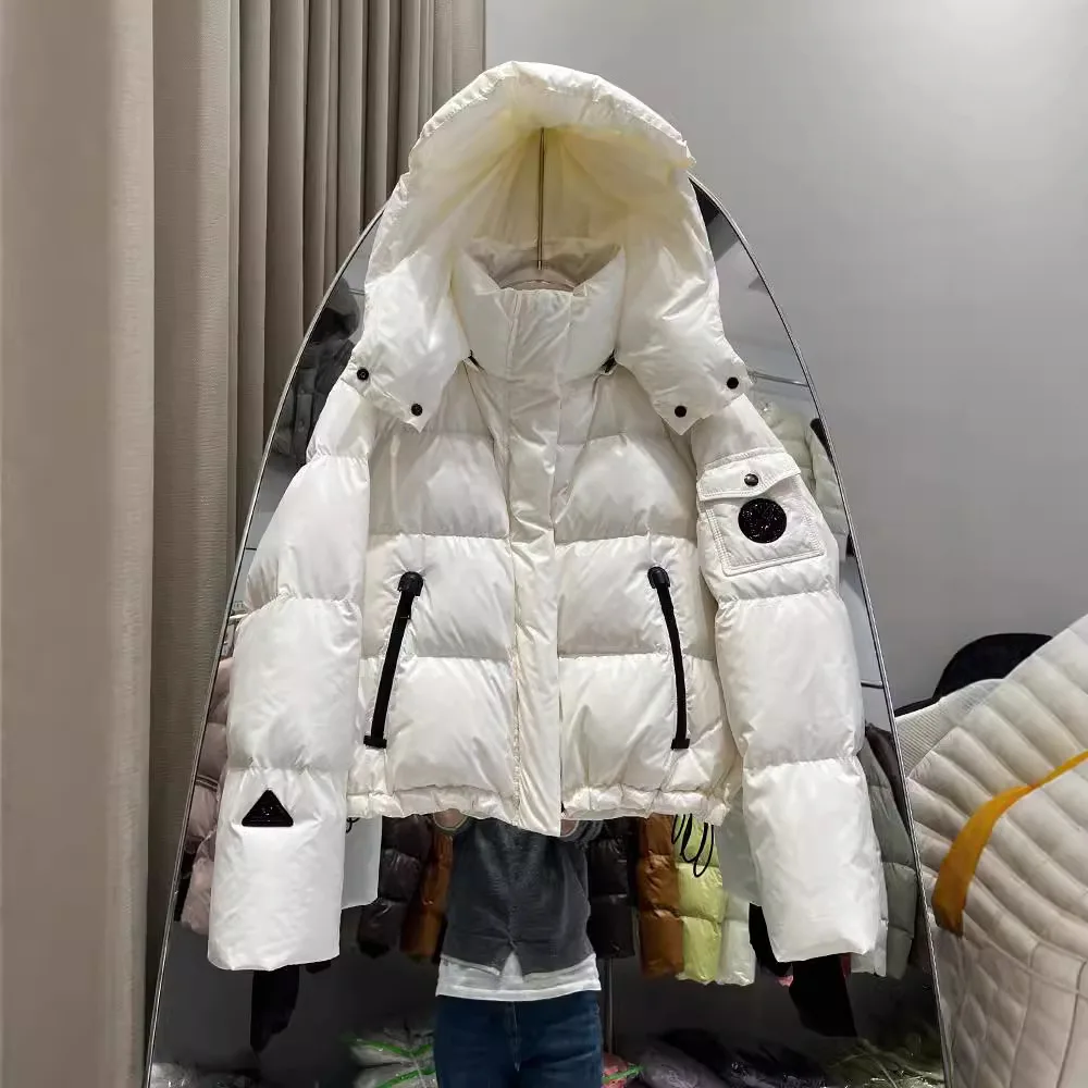 겨울 짧은 광택 후드 다운 재킷 여성용 두꺼운 따뜻한 퀼팅 파카 아우터 여성 화이트 덕다운 솔리드 방수 재킷