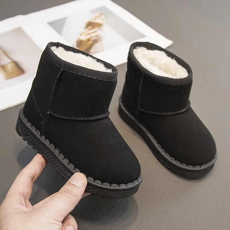 Botas de nieve para niños y niñas, conjunto antideslizante de zapatos cortos de gamuza de algodón, zapatillas aislantes de felpa, Invierno