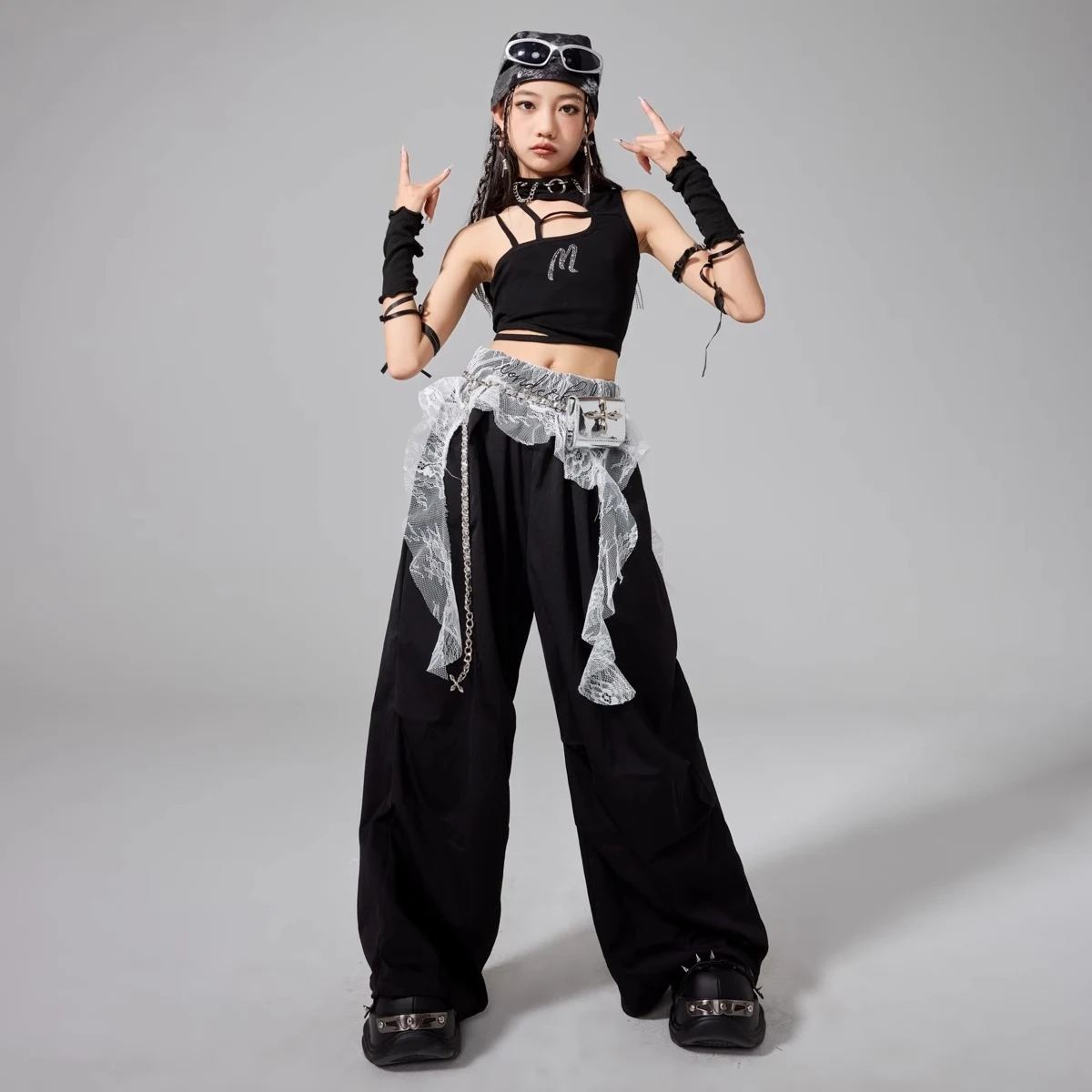 2025 sommer Kinder Jazz Dance Kostüm Mädchen Unregelmäßigen Nabel Tops Schwarze Hosen Kpop Straße Kleidung Bühne Leistung Tragen BL 16703