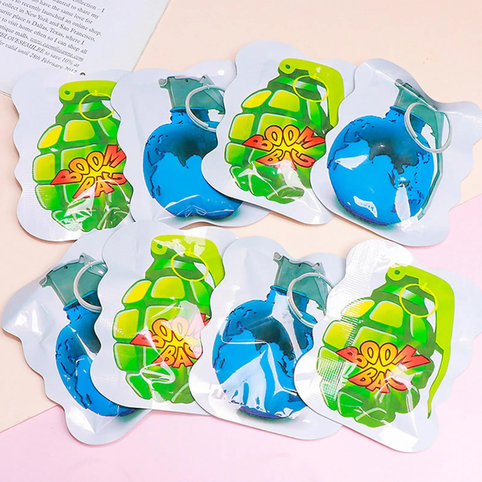 Juguetes de broma, juguetes para trucos, broma para niños, 100 piezas, accesorios de broma para fiestas de Halloween, premios de carnaval, recompensas en el aula