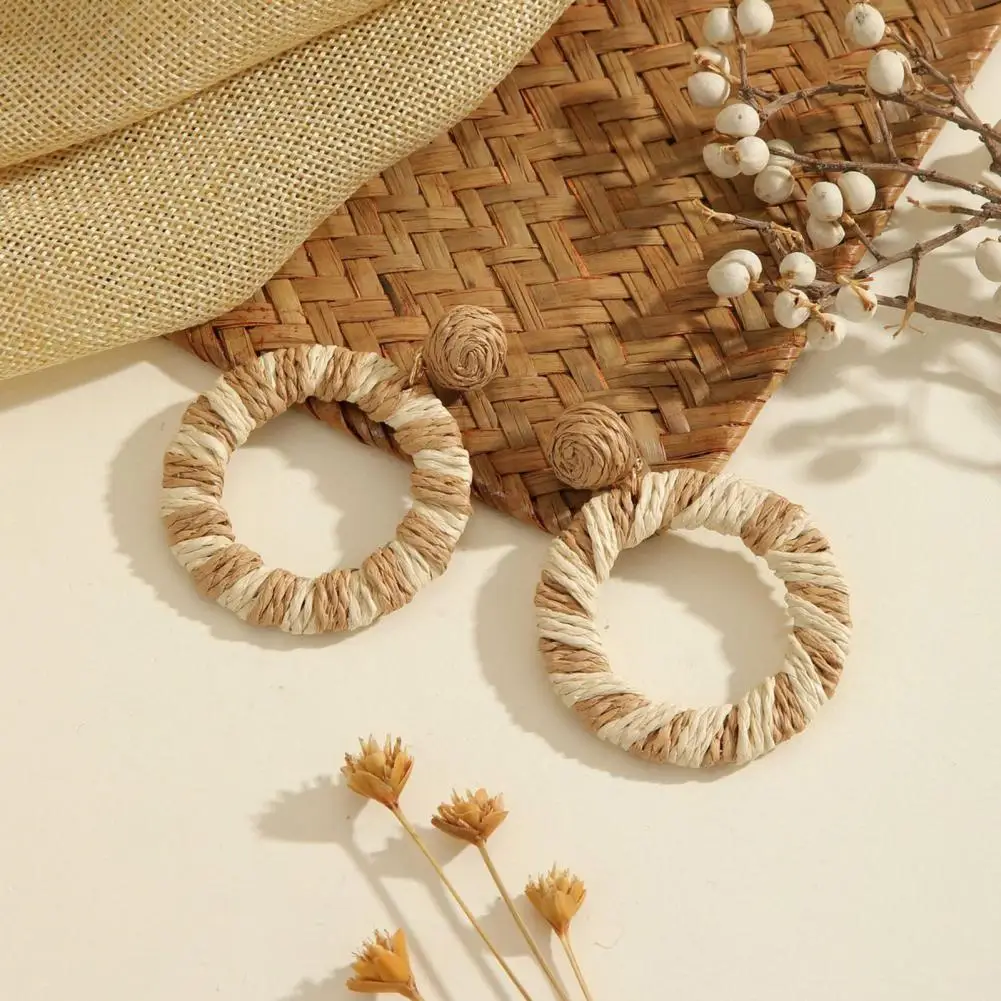 Statement Summer Earrings Boho Raffia Circle Earrings for Women Handmade Straw Rattan Drop Dangle Jewelry Tropical Beach