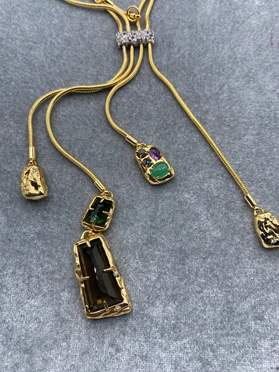 European and American Genius Designers Create Fashionable and Casual Large Gemstone Series Necklaces