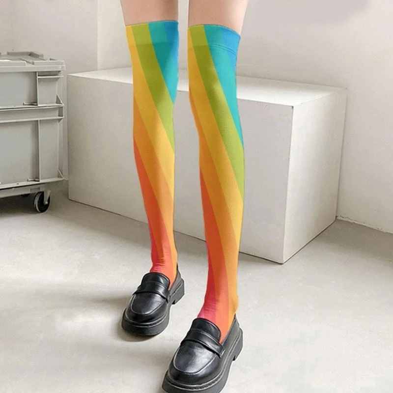 Y3NE السيدات الفخذ العليا الجوارب الطويلة مع قوس قزح متعدد الألوان مخطط نمط الحرير فوق الركبة جوارب الجوارب الجوارب للحفلات