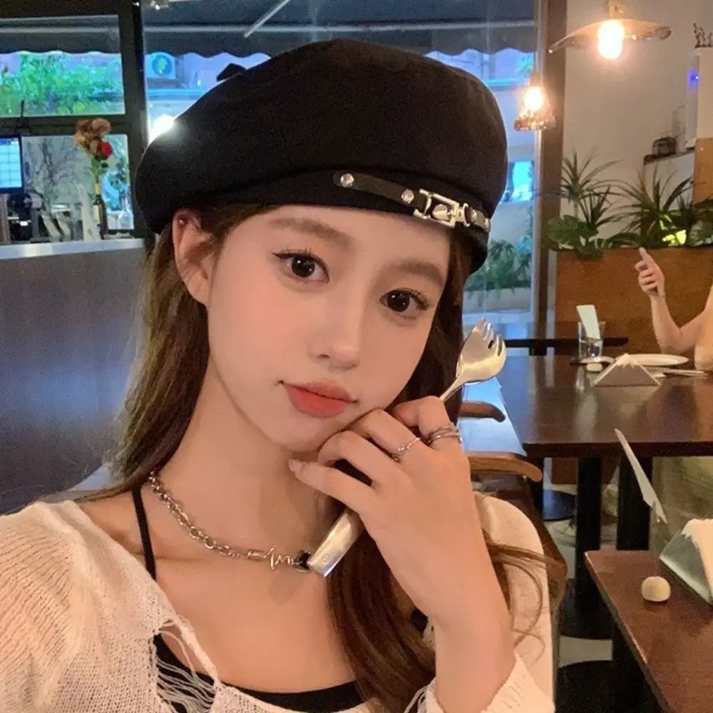 

Retro Metal Buckle Retro Beret Cap Solid Color Face Little Painter Hat Warm Women Beret Spring Autumn Winter