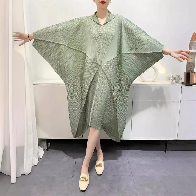 2024 Spring New Product Folded Dress Women's Bat Shirt Loose Size 9/4 Sleeves Mid Length Personalized Unique Summer Dress