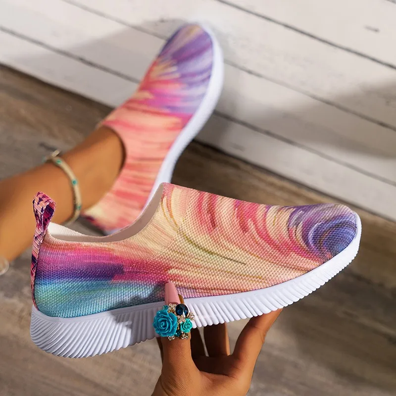 Fashion Tie-dye Print Women Gym Shoes Light Weight Knitted Mesh Sneakers Ladies Plus Size Slip-on Sock Trainer Zapatos