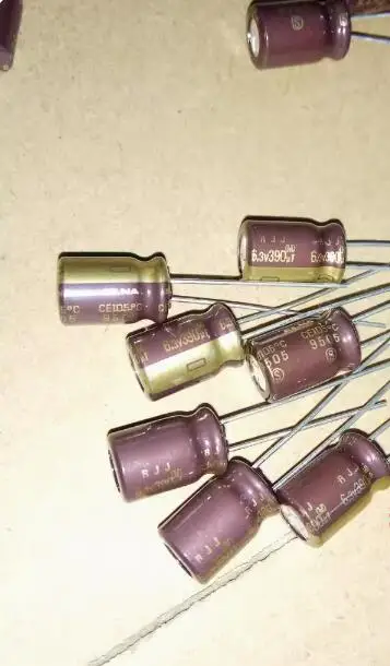 

30pcs/lot Original Japanese ELNA Brown Robe Gold RJJ 6.3V 390UF 8x12 Fever Audio Electrolytic Capacitor free shipping