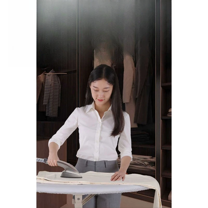 

GT506 household vertical steam handheld iron 5-speed ironing large area steam strong