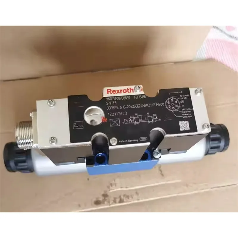Hydraulic Directional Control Solenoid Valve 4WREE 6 E08 Series Proportional Directional Valve 4WREE 10 W75-23/G24K31/F1M