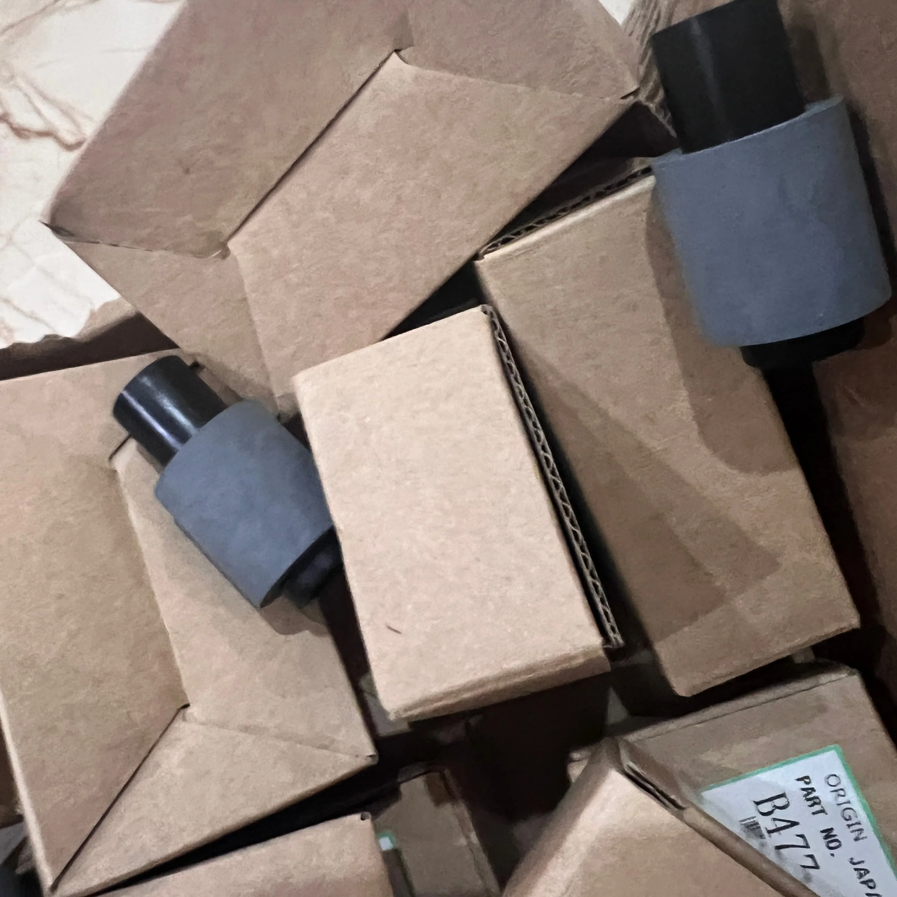 

10 шт. A806-1321 B477-2226 B477-2225 Ролик захвата ADF для Ricoh Aficio 1055 1060 1075 1085 2051 2060 2075 2090 2105 3260C 550 650