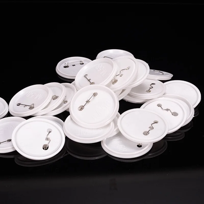 ブリキ底バッジ用品、プラスチックまたは金属、バッジ製造材料、58mm