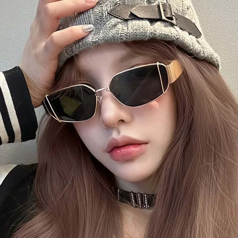 

Women Men Outdoor UV400 Sunglasses Vintage New Square Frame Sun Glasses Unisex Personality Fashion Riding Car Driving Goggles