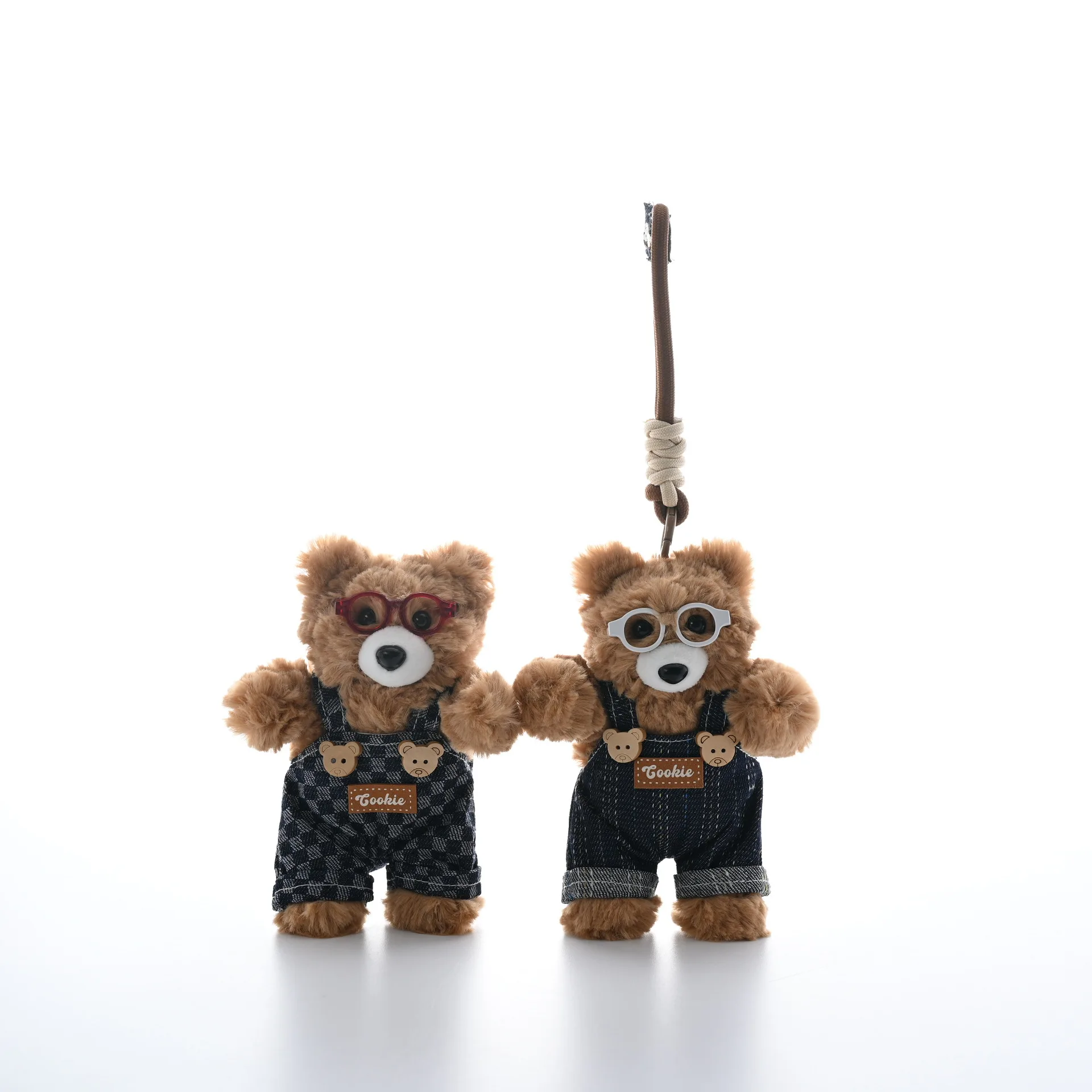 アウトドア野生のクマのバッグペンダントキーホルダーぬいぐるみ誕生日プレゼント人形マシン